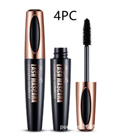 En tjock vattentäta mascara