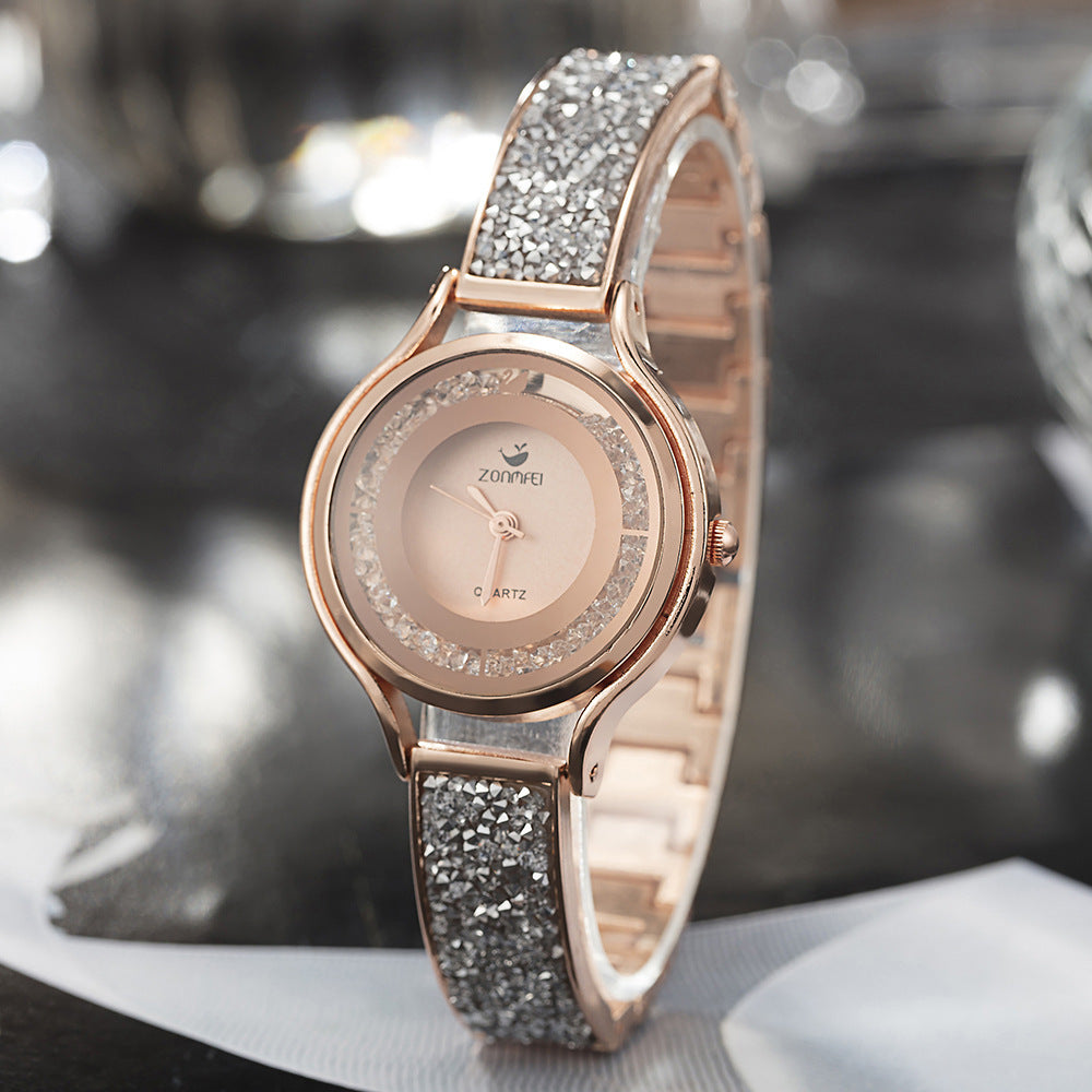 Elektropläterad klocka zirkon och diamant halsband