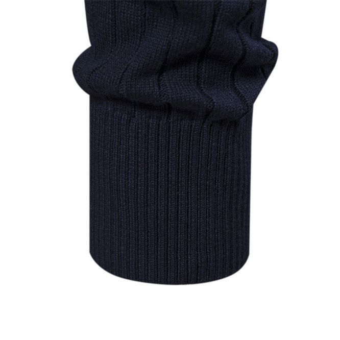 Modeinriktad Stickad Herrtröja med Ståkrage och Half Zip